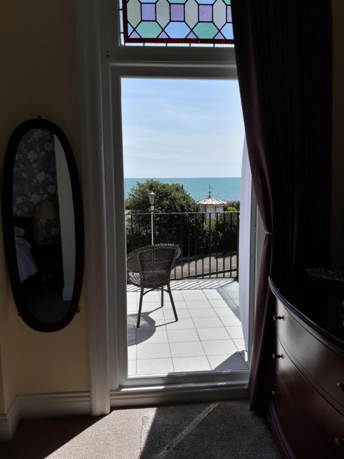 Breakers Bed And Breakfast Eastbourne Kültér fotó