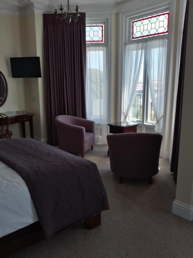 Breakers Bed And Breakfast Eastbourne Kültér fotó