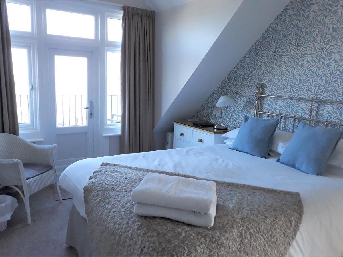 Breakers Bed And Breakfast Eastbourne Kültér fotó